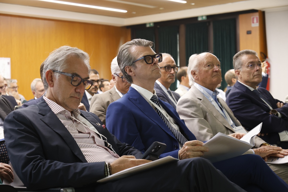 Platea Federmacchine